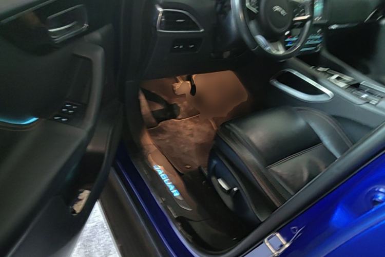 Used Jaguar F-PACE 2019 2.0T All-Wheel Drive R-Sport Sport Edition Driver Seat