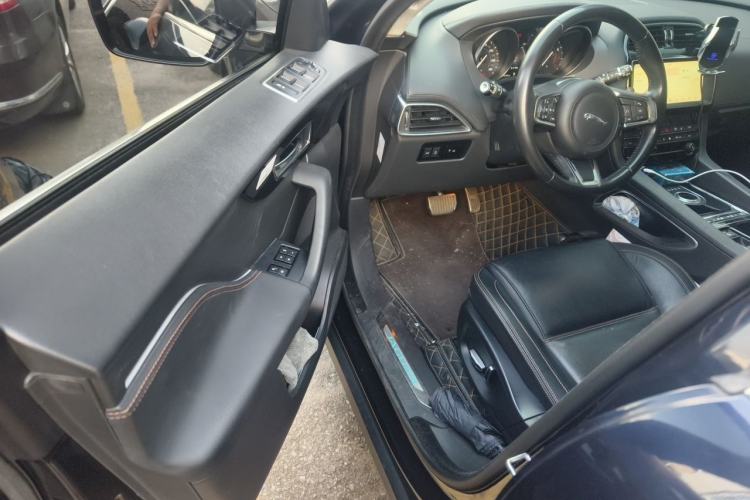Used Jaguar F-PACE 2019 2.0T Four-Wheel Drive Urban Luxury Edition Driver Seat