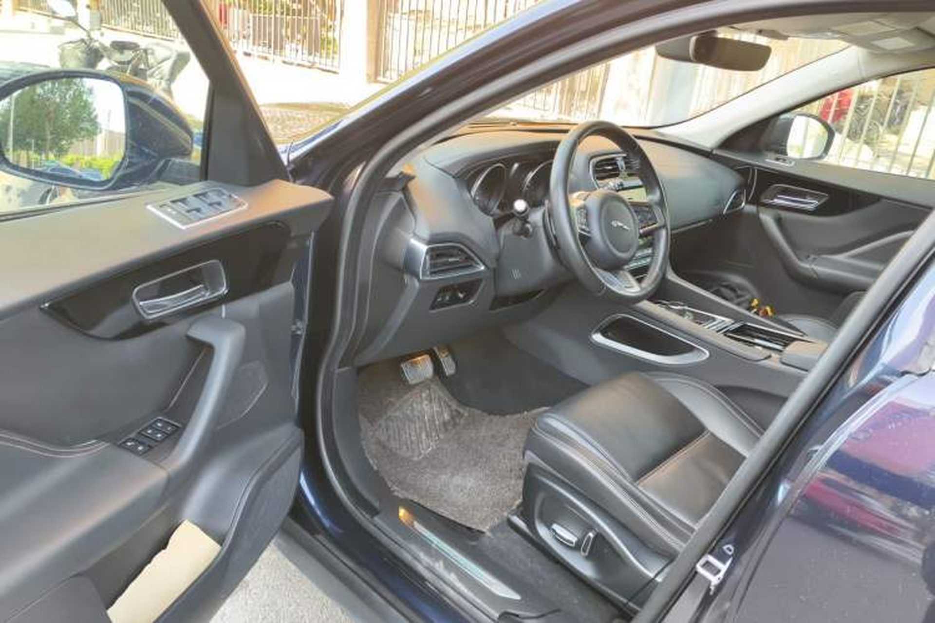 Used Jaguar F-PACE 2019 2.0T Four-Wheel Drive Urban Luxury Edition Driver Seat
