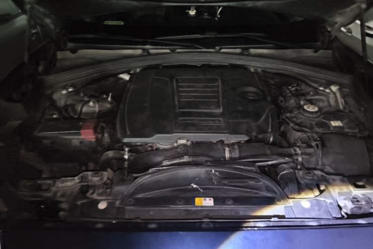 Used Jaguar F-PACE 2019 2.0T Four-Wheel Drive Urban Luxury Edition Engine Bay