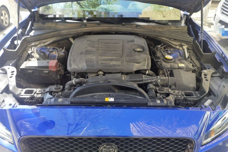 Used Jaguar F-PACE 2019 2.0T Four-Wheel Drive Urban Luxury Edition Engine Bay