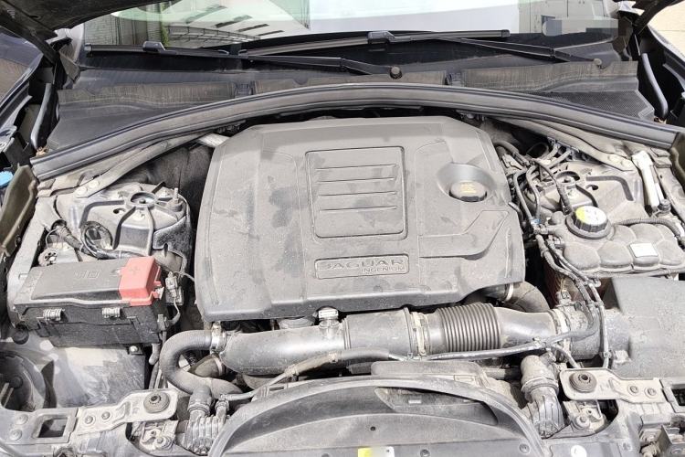 Used Jaguar F-PACE 2019 2.0T Two-Wheel Drive Urban Deluxe Edition Engine Bay