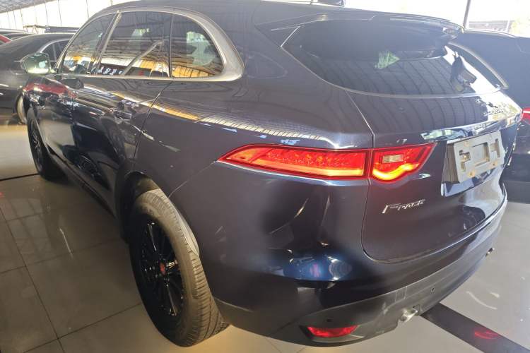 Used Jaguar F-PACE 2019 2.0T Four-Wheel Drive Urban Luxury Edition Exterior 3