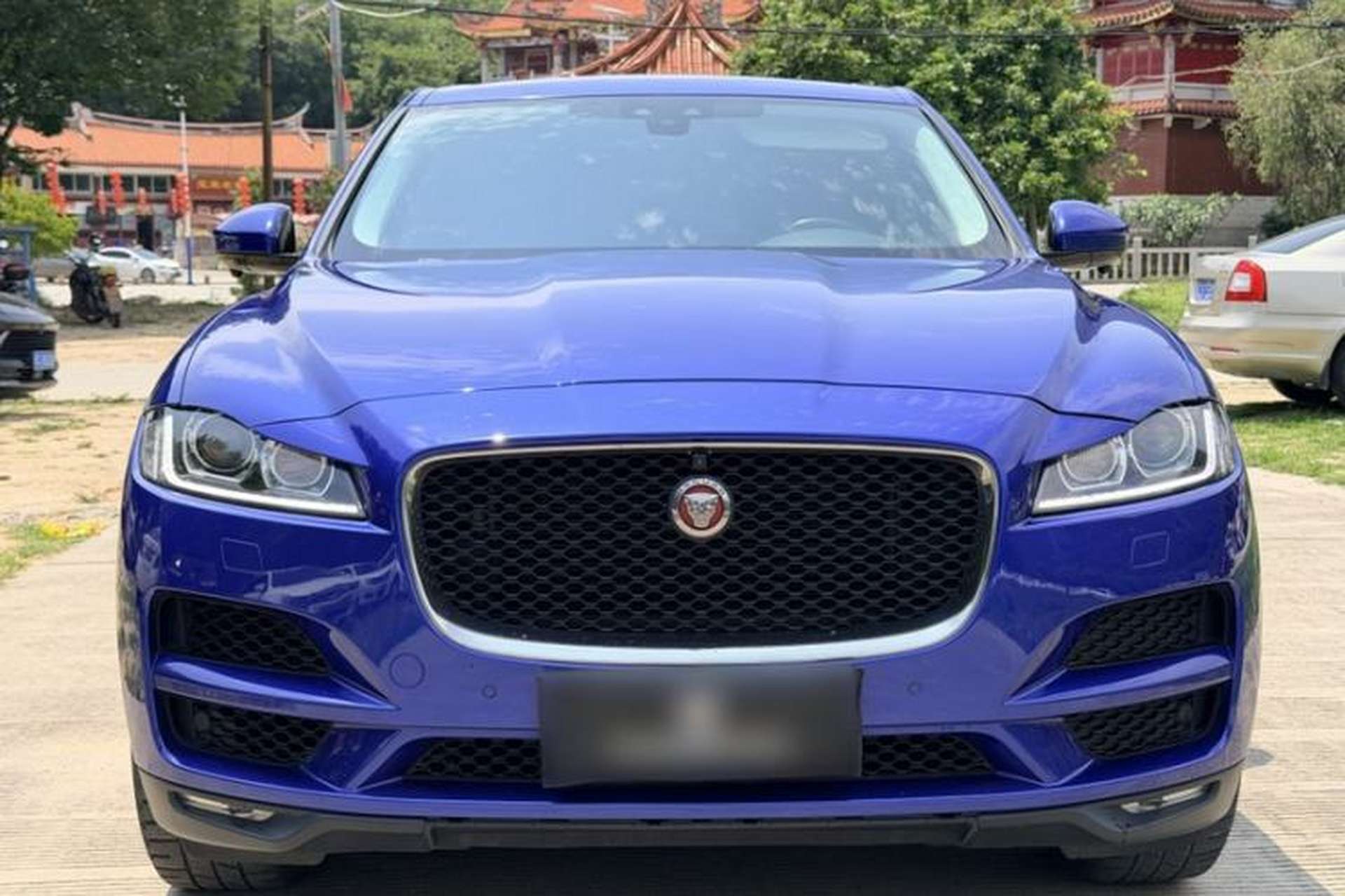 Used Jaguar F-PACE 2019 2.0T Four-Wheel Drive Urban Luxury Edition Exterior 4