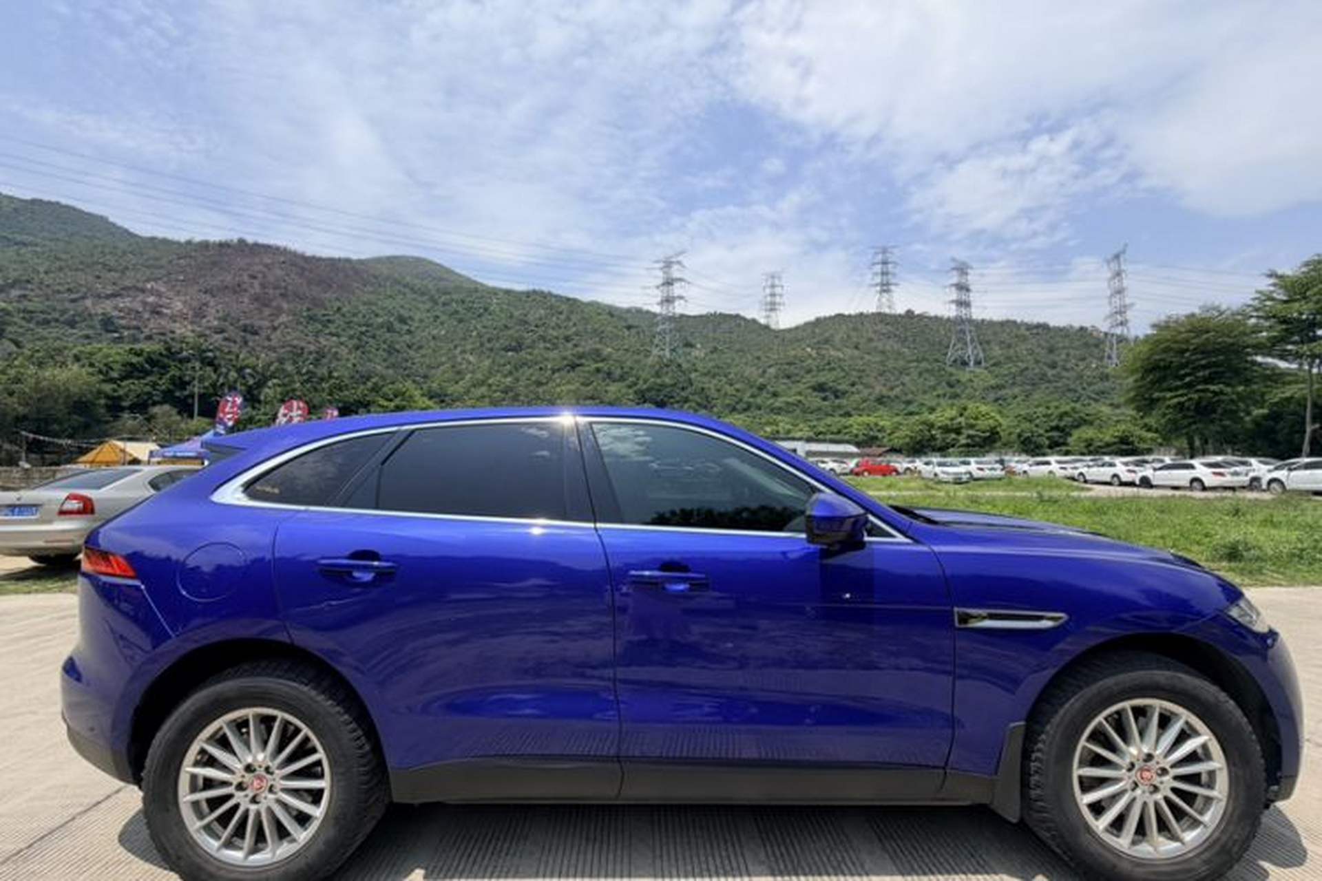 Used Jaguar F-PACE 2019 2.0T Four-Wheel Drive Urban Luxury Edition Exterior 5