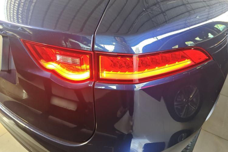 Used Jaguar F-PACE 2019 2.0T Four-Wheel Drive Urban Luxury Edition Exterior 6