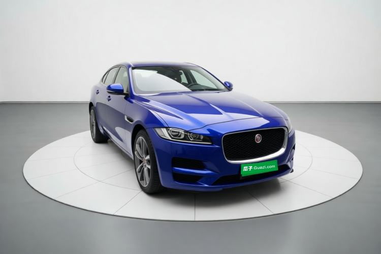 Used Jaguar F-PACE 2019 2.0T Four-Wheel Drive Urban Luxury Edition Front Right 45 Deg