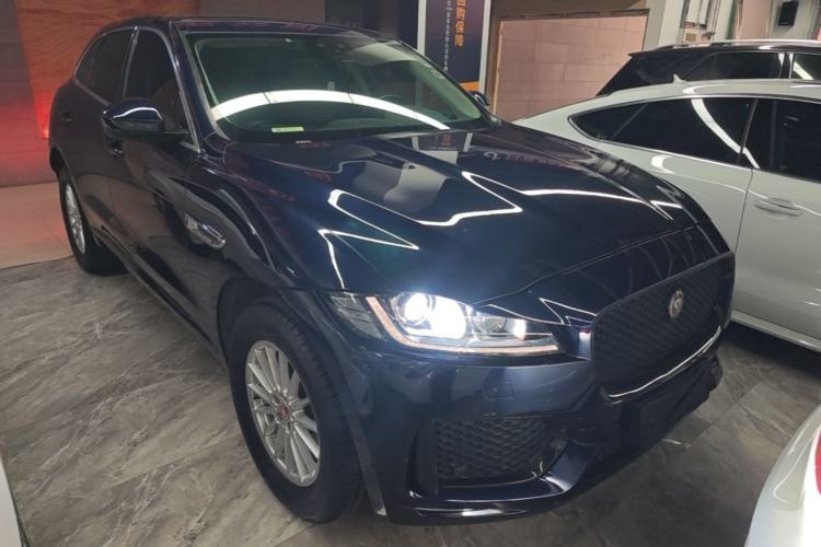 Used Jaguar F-PACE 2019 2.0T Four-Wheel Drive Urban Luxury Edition Front Right 45 Deg