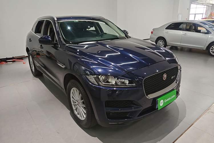 Used Jaguar F-PACE 2019 2.0T Four-Wheel Drive Urban Luxury Edition Front Right 45 Deg