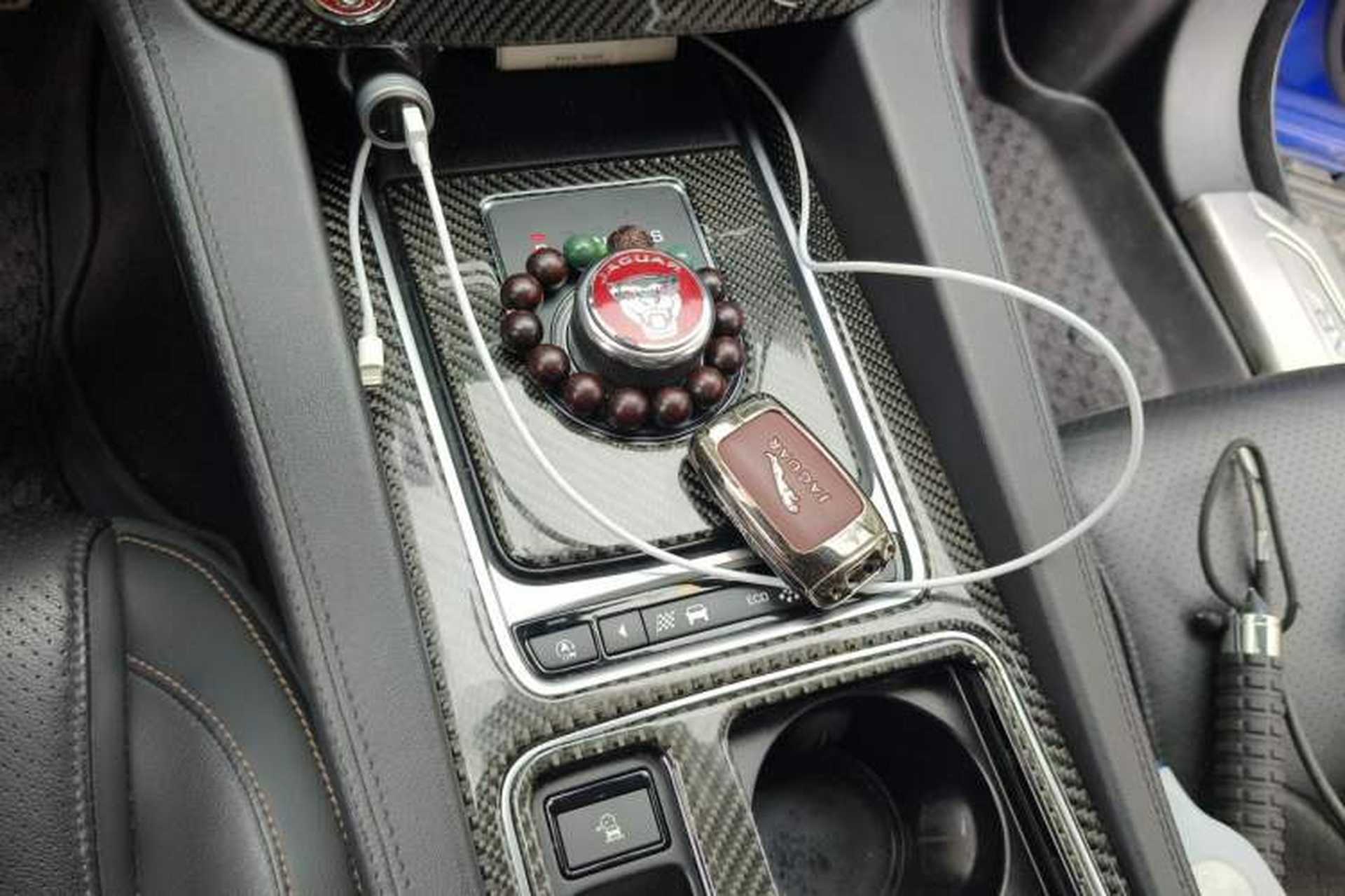 Used Jaguar F-PACE 2019 2.0T Four-Wheel Drive Urban Luxury Edition Gear Lever