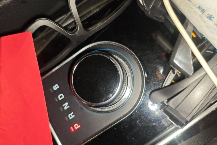 Used Jaguar F-PACE 2019 2.0T Four-Wheel Drive Urban Luxury Edition Gear Lever