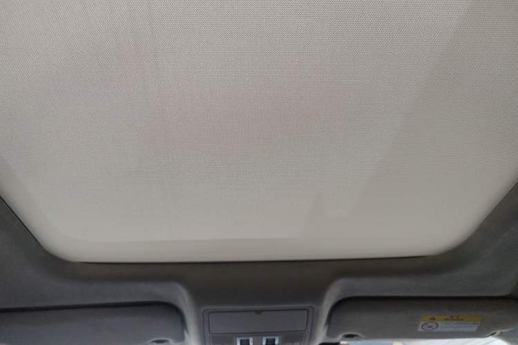 Used Jaguar F-PACE 2019 2.0T Four-Wheel Drive Urban Luxury Edition Headliner