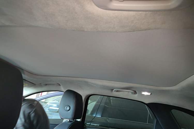Used Jaguar F-PACE 2019 2.0T All-Wheel Drive R-Sport Sport Edition Headliner