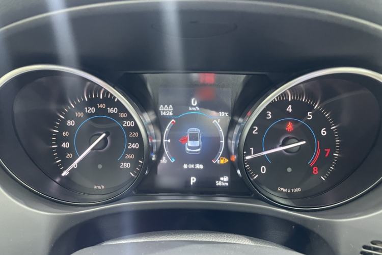 Used Jaguar F-PACE 2019 2.0T Four-Wheel Drive Urban Luxury Edition Instrument Cluster