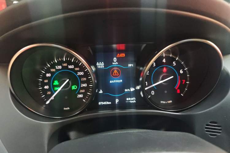 Used Jaguar F-PACE 2019 2.0T Four-Wheel Drive Urban Luxury Edition Instrument Cluster
