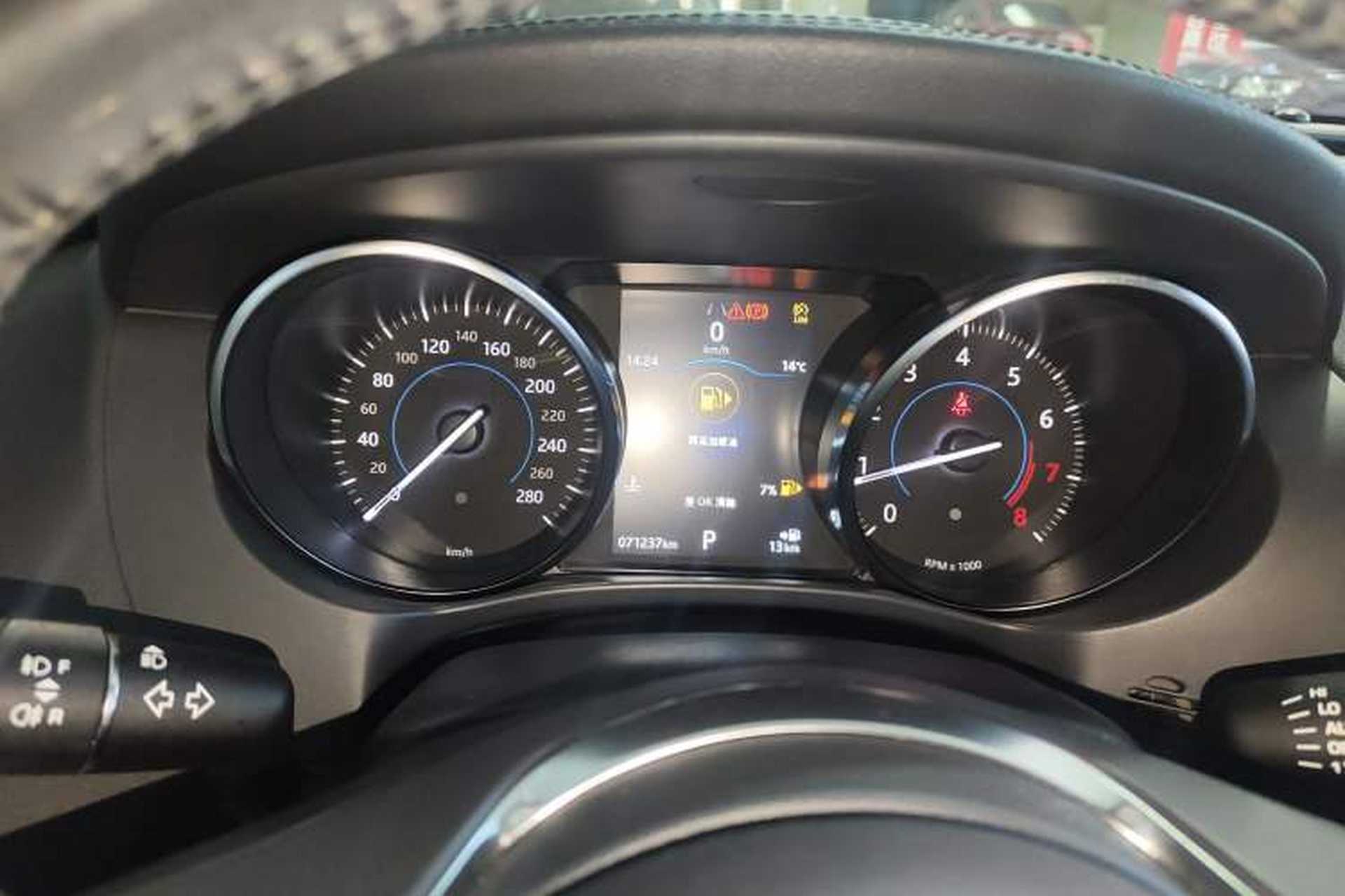 Used Jaguar F-PACE 2019 2.0T Four-Wheel Drive Urban Luxury Edition Instrument Cluster