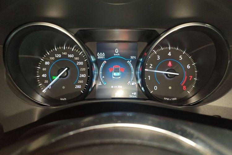 Used Jaguar F-PACE 2019 2.0T Four-Wheel Drive Urban Luxury Edition Instrument Cluster