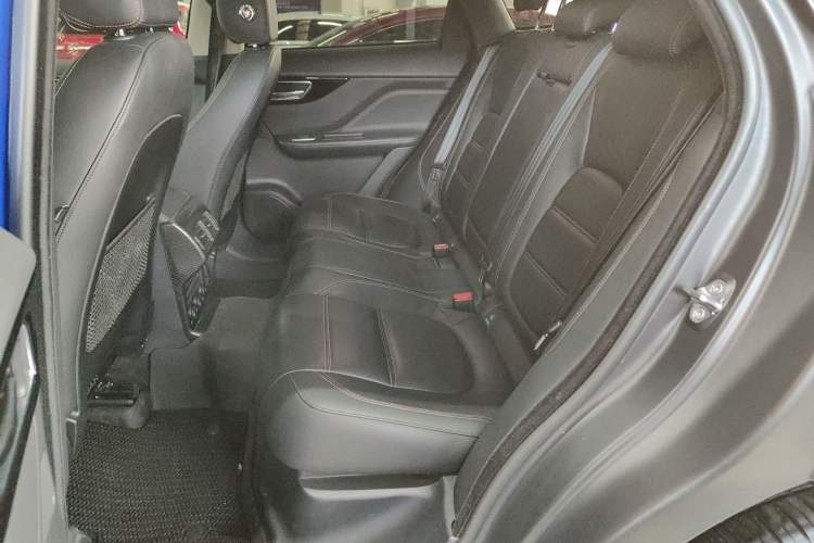 Used Jaguar F-PACE 2019 2.0T Four-Wheel Drive Urban Luxury Edition Interior 1