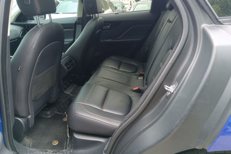 Used Jaguar F-PACE 2019 2.0T Four-Wheel Drive Urban Luxury Edition Interior 2
