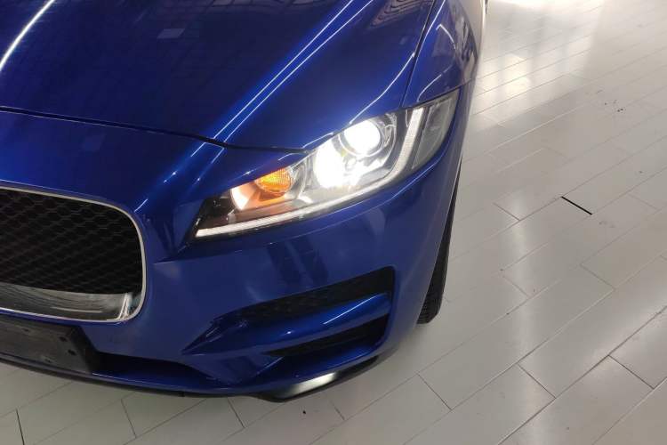 Used Jaguar F-PACE 2019 2.0T Four-Wheel Drive Urban Luxury Edition Left Front Headlight