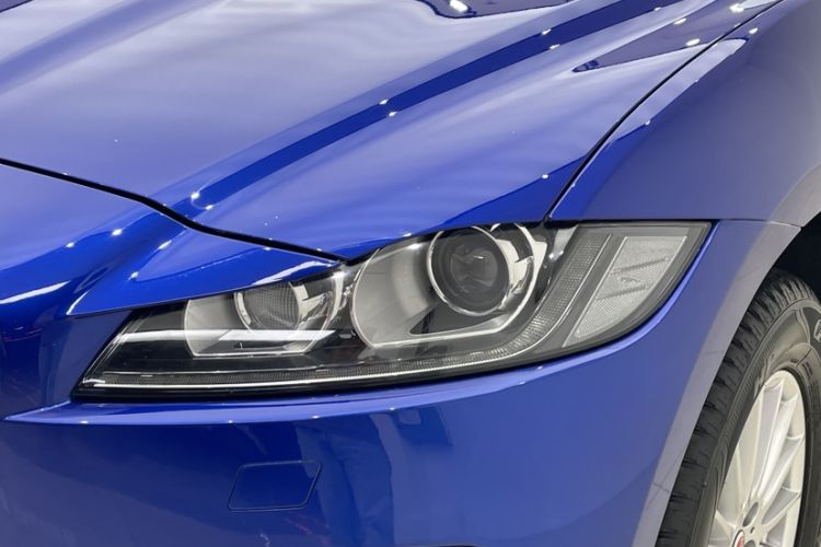 Used Jaguar F-PACE 2019 2.0T Four-Wheel Drive Urban Luxury Edition Left Front Headlight