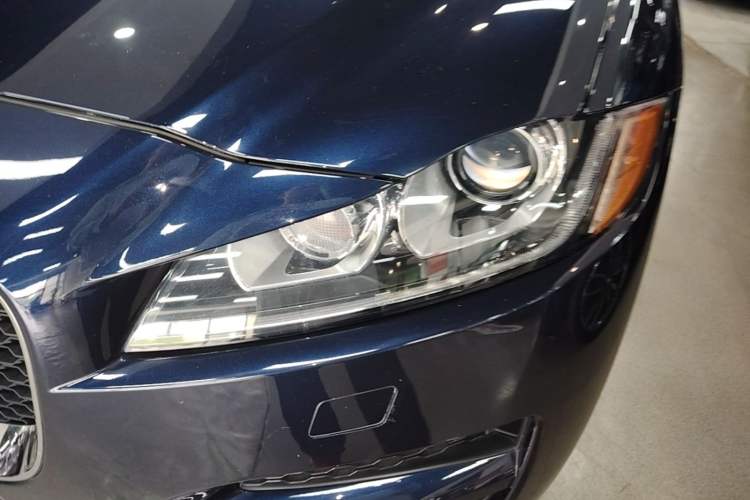 Used Jaguar F-PACE 2019 2.0T Four-Wheel Drive Urban Luxury Edition Left Front Headlight