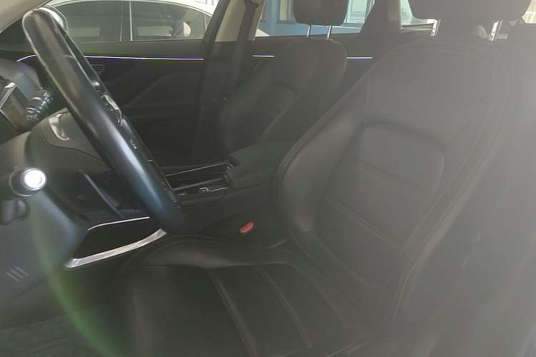 Used Jaguar F-PACE 2019 2.0T All-Wheel Drive R-Sport Sport Edition Left Front Seat