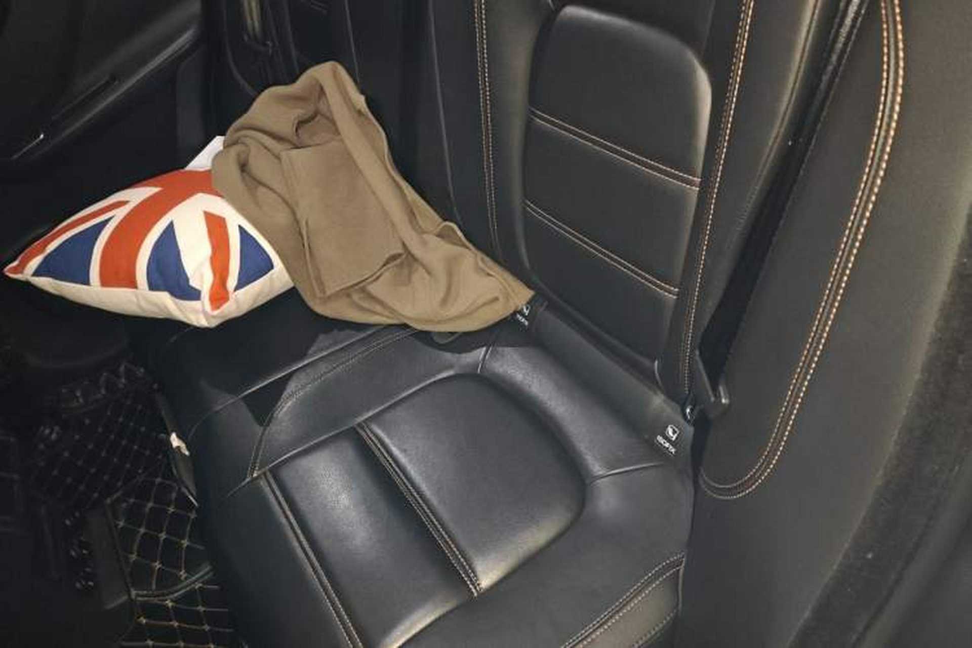 Used Jaguar F-PACE 2019 2.0T Four-Wheel Drive Urban Luxury Edition Left Rear Seat