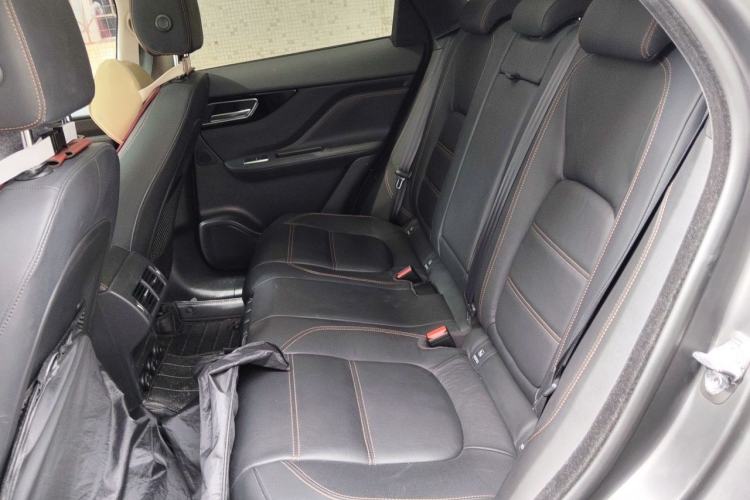 Used Jaguar F-PACE 2019 2.0T Two-Wheel Drive Urban Deluxe Edition Left Rear Seat