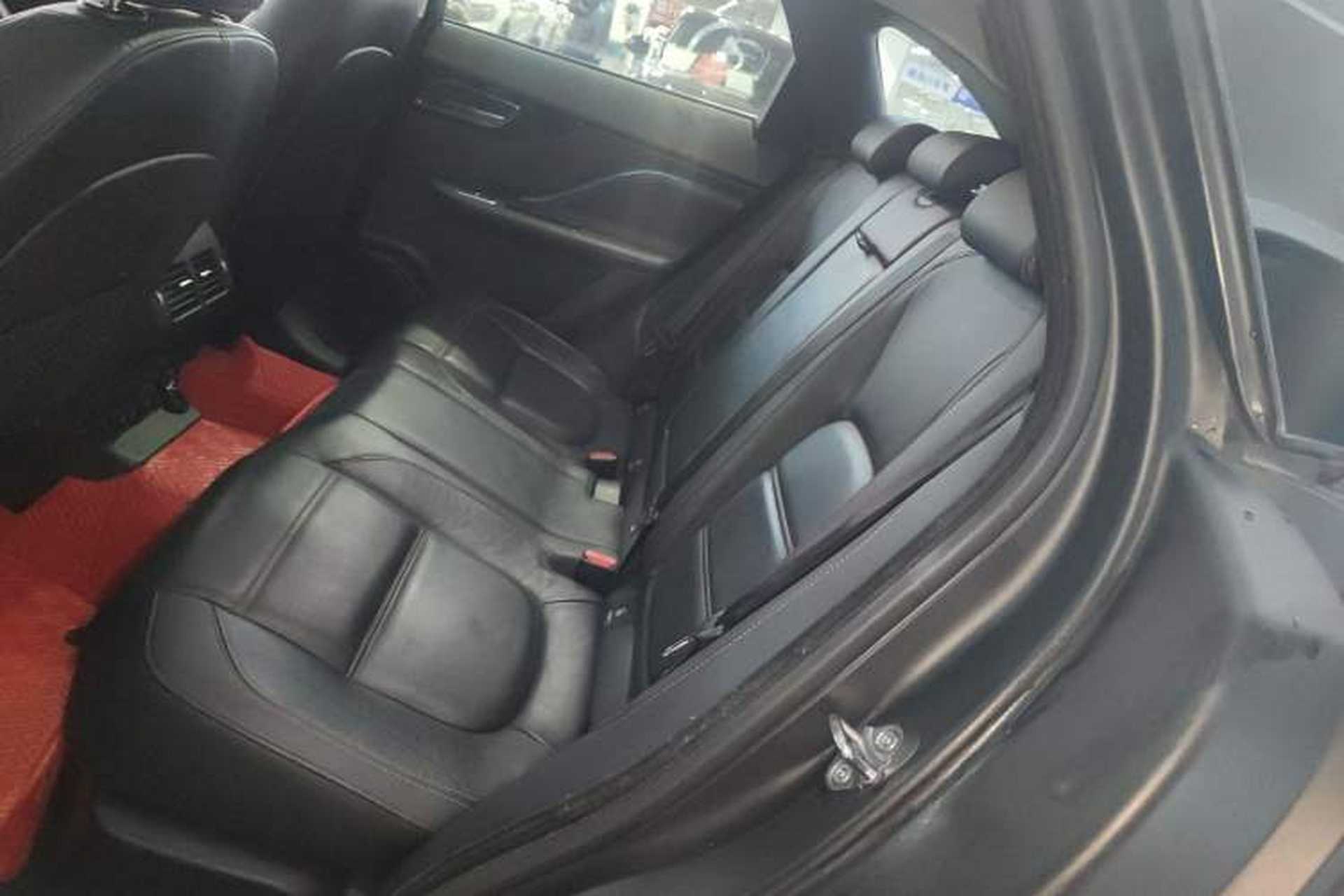 Used Jaguar F-PACE 2019 2.0T Four-Wheel Drive Urban Luxury Edition Left Rear Seat