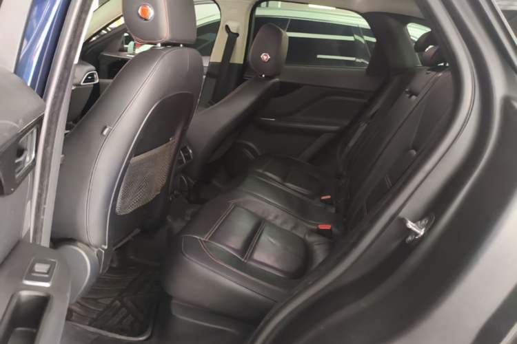 Used Jaguar F-PACE 2019 2.0T Four-Wheel Drive Urban Luxury Edition Left Rear Seat
