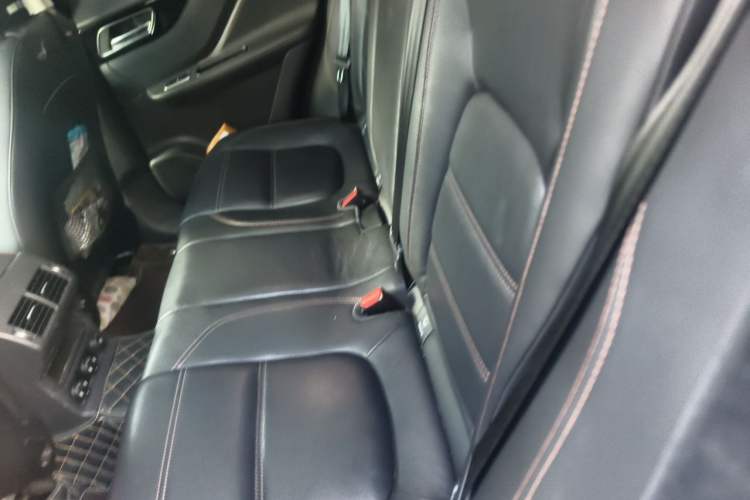 Used Jaguar F-PACE 2019 2.0T Four-Wheel Drive Urban Luxury Edition Left Rear Seat