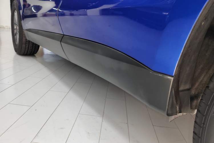 Used Jaguar F-PACE 2019 2.0T Four-Wheel Drive Urban Luxury Edition Left Side Sill