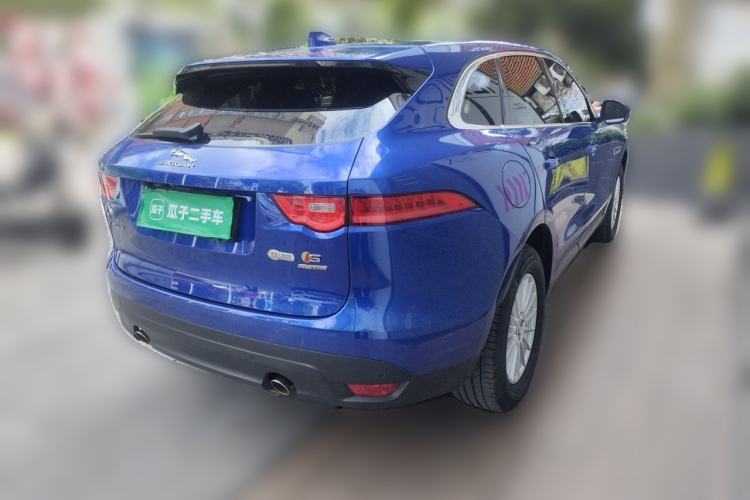 Used Jaguar F-PACE 2019 2.0T Two-Wheel Drive Urban Deluxe Edition Rear Right 45 Deg
