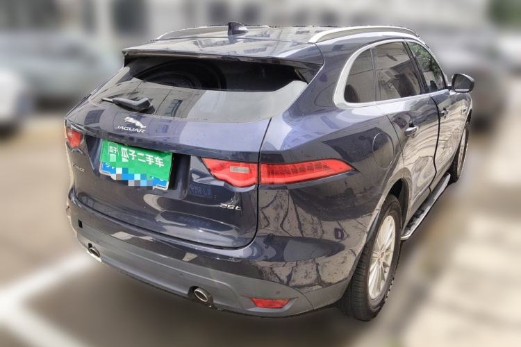 Used Jaguar F-PACE 2019 2.0T Two-Wheel Drive Urban Deluxe Edition Rear Right 45 Deg