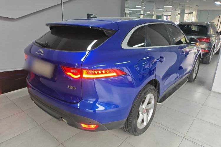 Used Jaguar F-PACE 2019 2.0T Four-Wheel Drive Urban Luxury Edition Rear Right 45 Deg