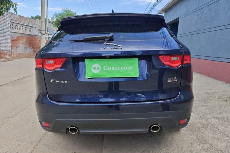 Used Jaguar F-PACE 2019 2.0T All-Wheel Drive R-Sport Sport Edition Rear