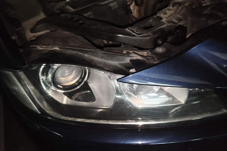 Used Jaguar F-PACE 2019 2.0T Four-Wheel Drive Urban Luxury Edition Right Front Headlight
