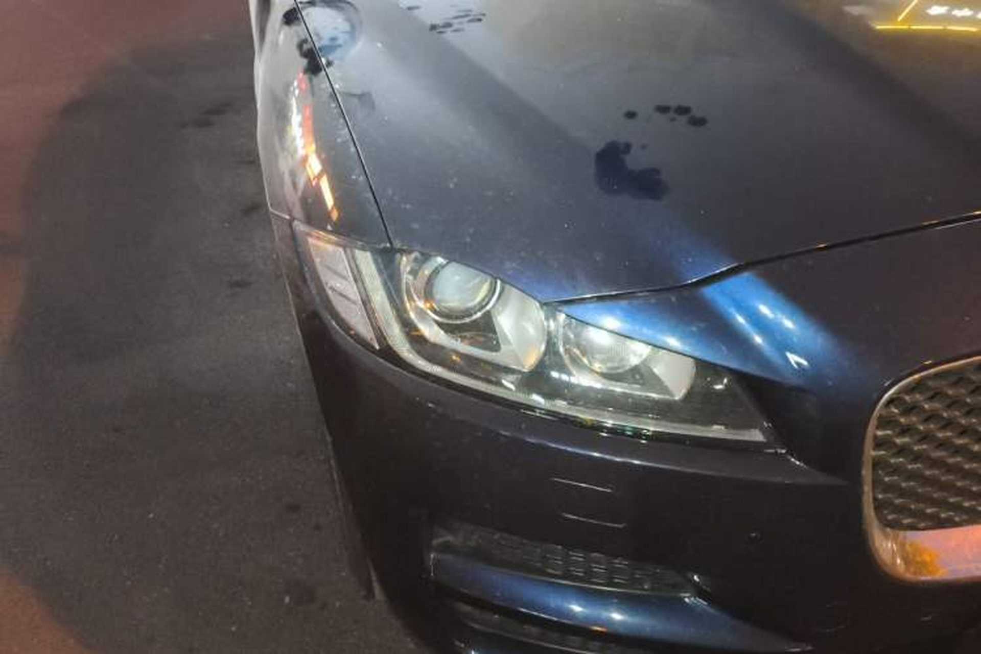 Used Jaguar F-PACE 2019 2.0T Four-Wheel Drive Urban Luxury Edition Right Front Headlight