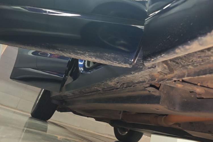 Used Jaguar F-PACE 2019 2.0T Four-Wheel Drive Urban Luxury Edition Right Side Sill