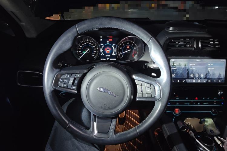 Used Jaguar F-PACE 2019 2.0T Four-Wheel Drive Urban Luxury Edition Steering Wheel
