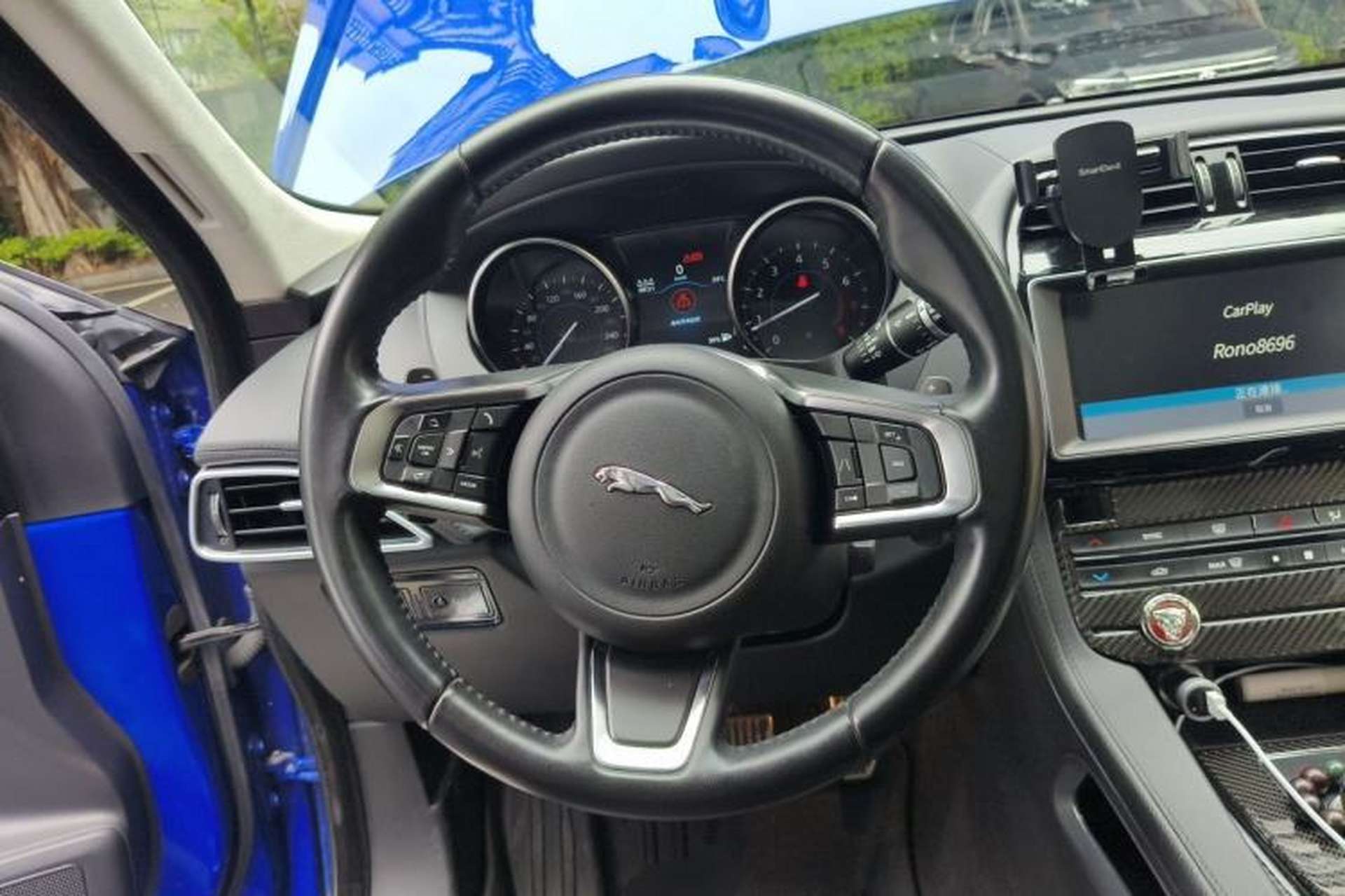 Used Jaguar F-PACE 2019 2.0T Four-Wheel Drive Urban Luxury Edition Steering Wheel