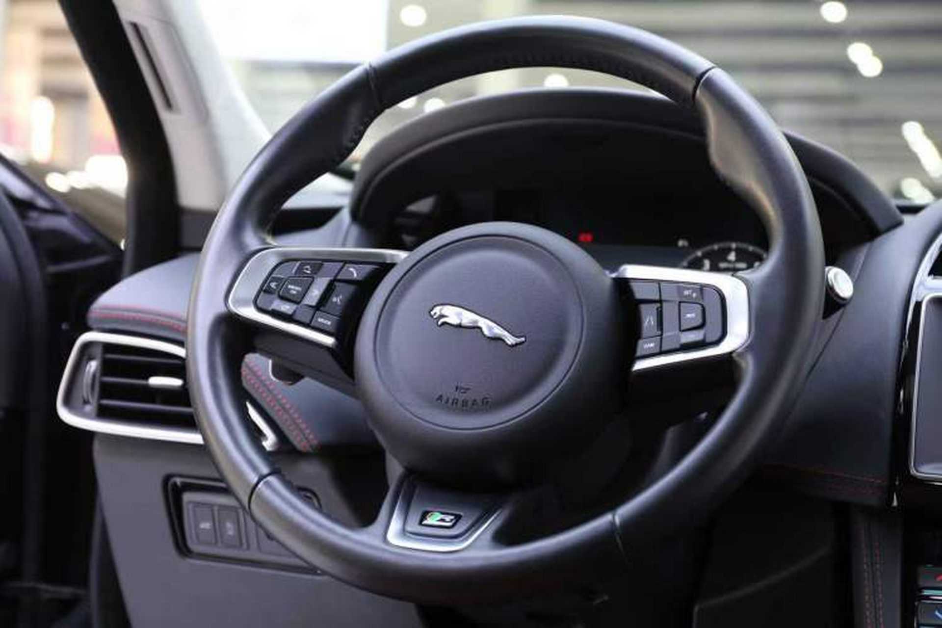 Used Jaguar F-PACE 2019 2.0T All-Wheel Drive R-Sport Sport Edition Steering Wheel