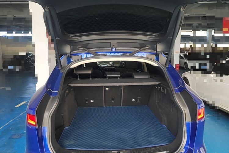 Used Jaguar F-PACE 2019 2.0T All-Wheel Drive R-Sport Sport Edition Trunk