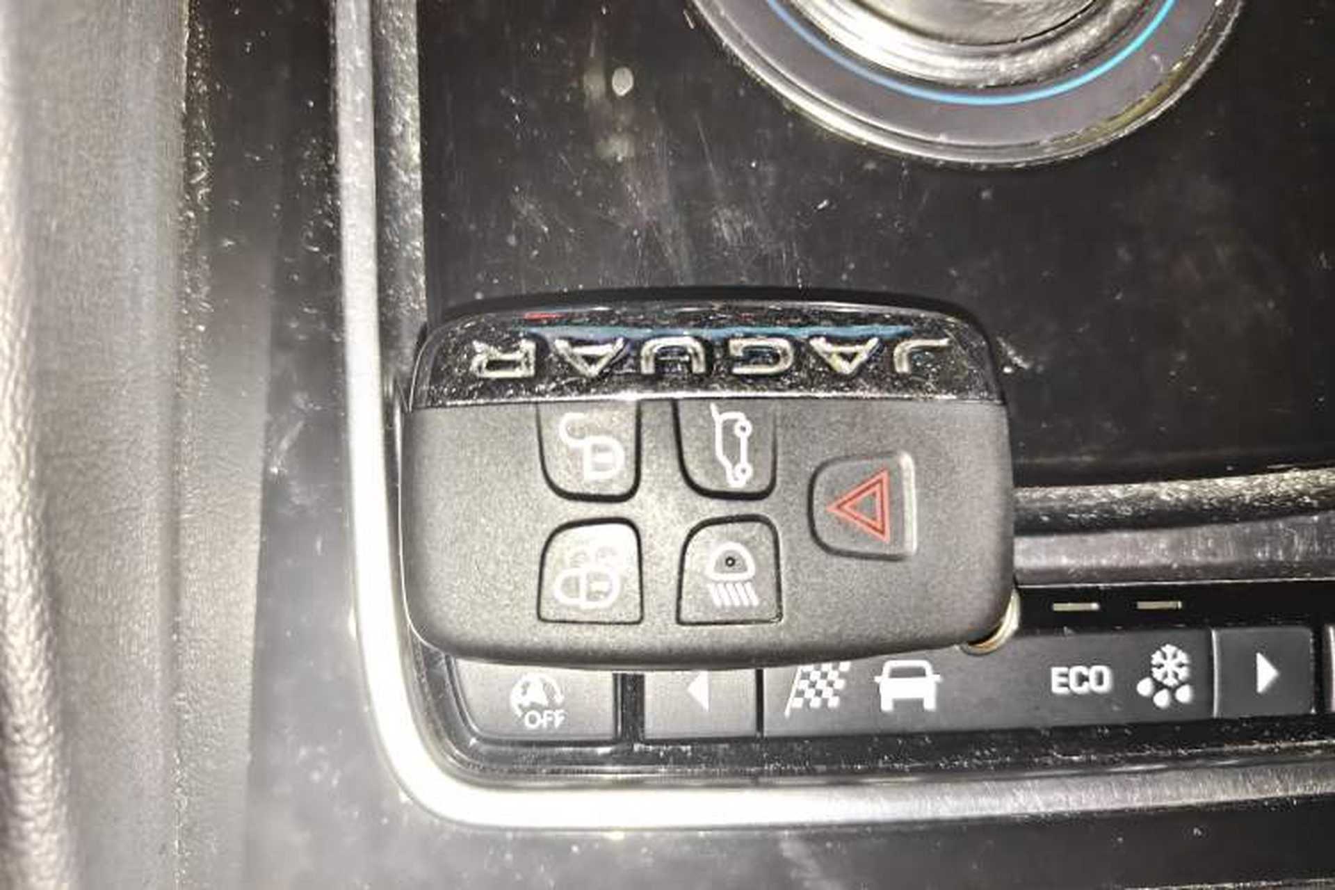 Used Jaguar F-PACE 2019 2.0T Two-Wheel Drive Urban Deluxe Edition Vehicle Key