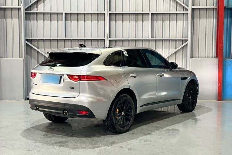 Used Jaguar F-PACE 2019 2.0T All-Wheel Drive R-Sport Sport Edition Exterior 7