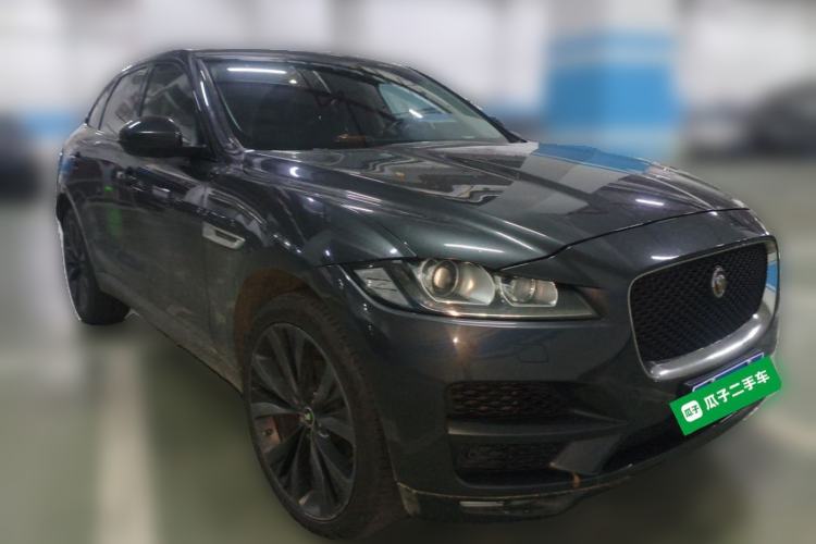 Used Jaguar F-PACE 2019 2.0T Four-Wheel Drive Urban Luxury Edition Front Right 45 Deg