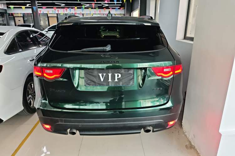 Used Jaguar F-PACE 2019 2.0T All-Wheel Drive R-Sport Sport Edition Exterior 4