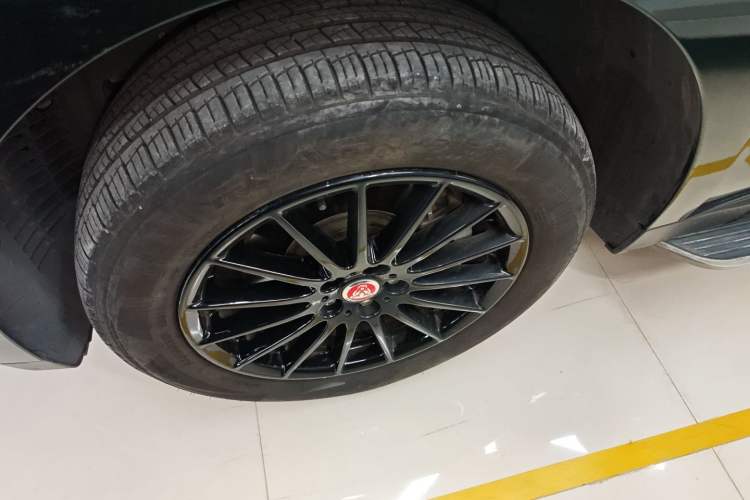 Used Jaguar F-PACE 2019 2.0T All-Wheel Drive R-Sport Sport Edition Exterior 7