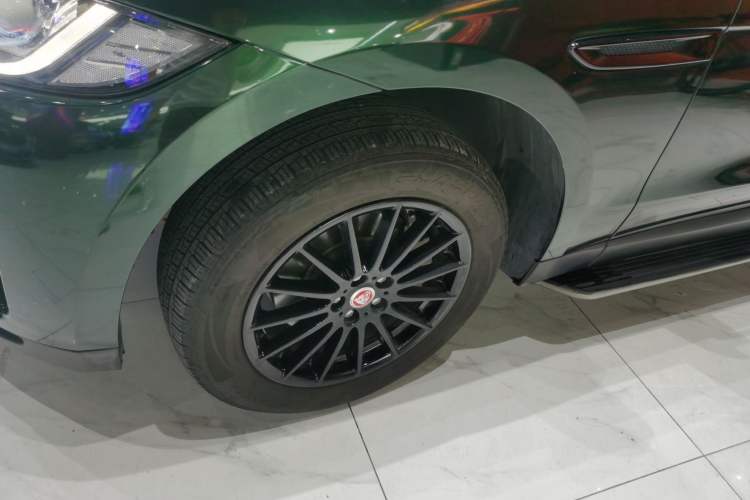Used Jaguar F-PACE 2019 2.0T All-Wheel Drive R-Sport Sport Edition Left Front Wheel Hub